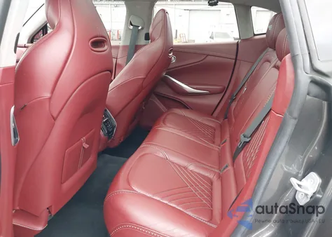 2021 Aston Martin Dbx z USA, uszkodzony, nr VIN SCFVUJAW1MTV00175